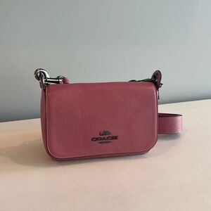 Pink crossbody coach purse